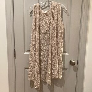EUC Marigold hooded vest